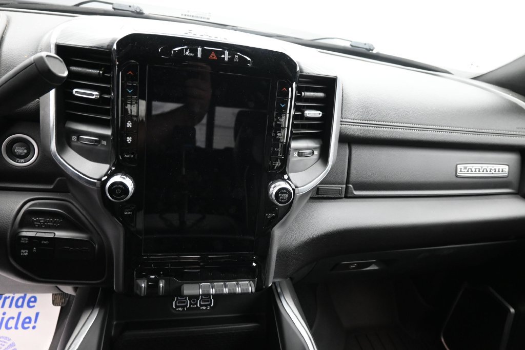 Used 2024 RAM 2500 Laramie w/ Night Edition AWD/4WD image 12