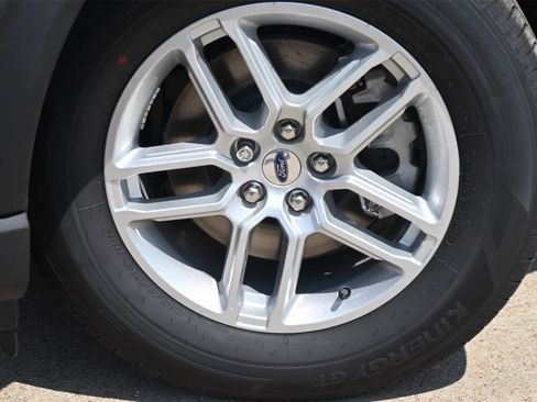 New 2025 Ford Explorer Active w/ Active Comfort Package image 31