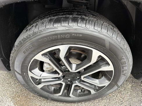 Used 2022 Jeep Compass Limited AWD/4WD image 31