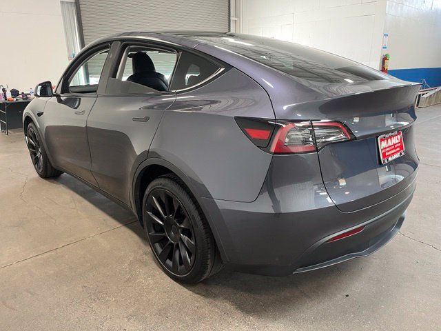 Used 2023 Tesla Model Y Long Range AWD/4WD image 4