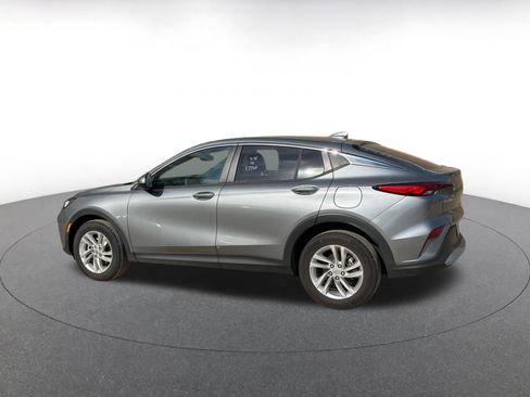 Used 2025 Buick Envista Preferred image 9