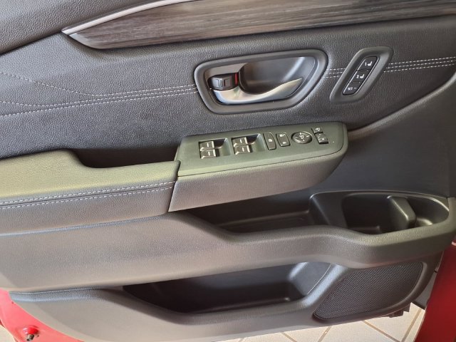 Certified 2026 Honda Pilot Touring image 17