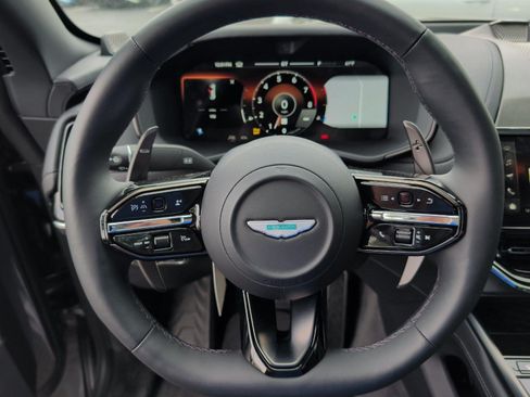 Used 2025 Aston Martin DBX 707 AWD/4WD image 18