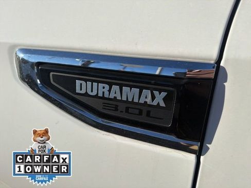 Used 2024 GMC Yukon SLE w/ Gmc Pro Safety Plus Package image 33