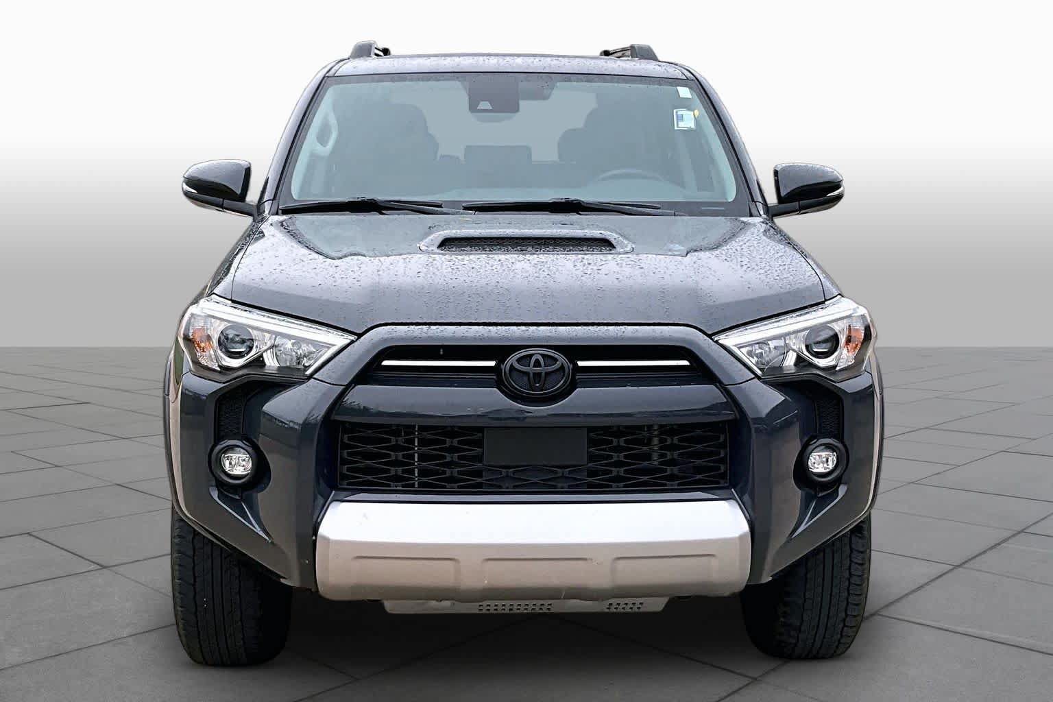 Used 2024 Toyota 4Runner TRD Off-Road Premium w/ Moonroof Package AWD/4WD image 4