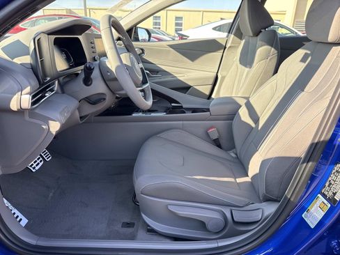 New 2026 Hyundai Elantra SEL Sport Premium image 10