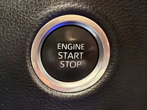 Used 2024 Toyota Tundra SR5 AWD/4WD image 23