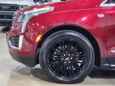 Used 2018 Cadillac XT5 Premium Luxury FWD image 5
