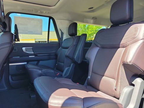 New 2026 Ford Expedition Max Platinum AWD/4WD image 12