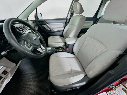 Used 2018 Subaru Forester 2.5i Premium w/ All-Weather Package image 13