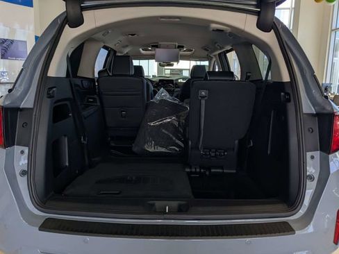 New 2026 Honda Odyssey Elite image 11