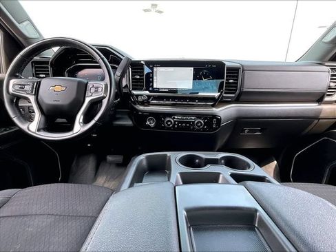 Used 2024 Chevrolet Silverado 1500 LT AWD/4WD image 21