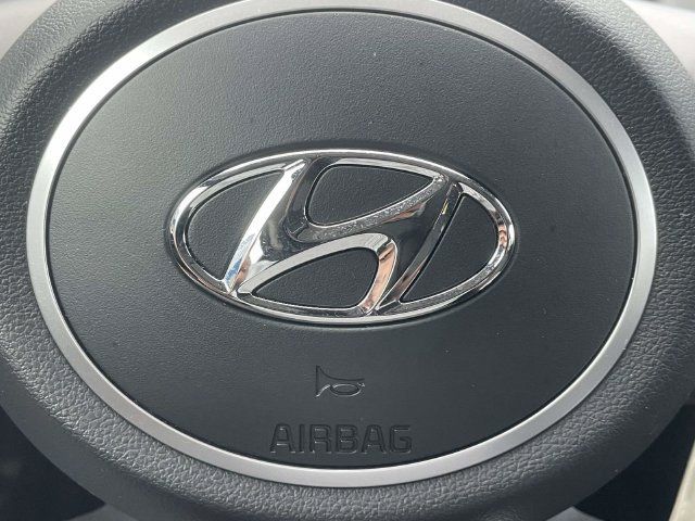 Certified 2024 Hyundai Tucson SE FWD image 21