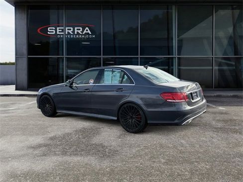 Used 2014 Mercedes-Benz E 350 4MATIC Sedan image 3
