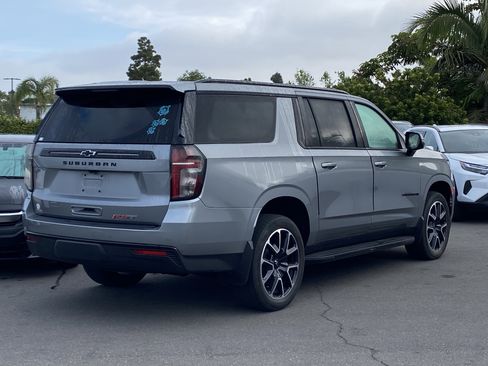 Used 2023 Chevrolet Suburban RST w/ Luxury Package image 3