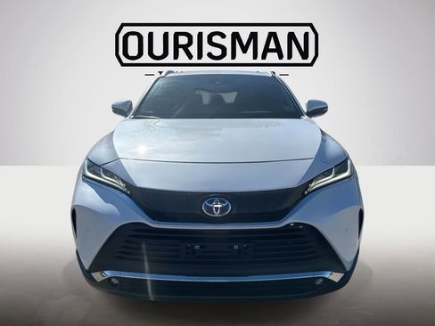 Certified 2023 Toyota Venza XLE image 2