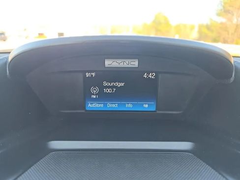 Used 2016 Ford Escape SE image 25