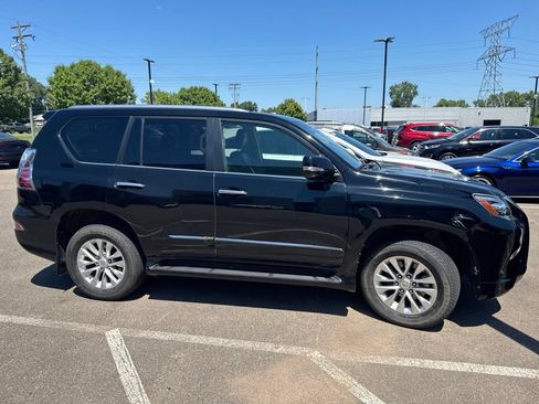 Used 2016 Lexus GX 460 w/ Premium Package AWD/4WD image 6