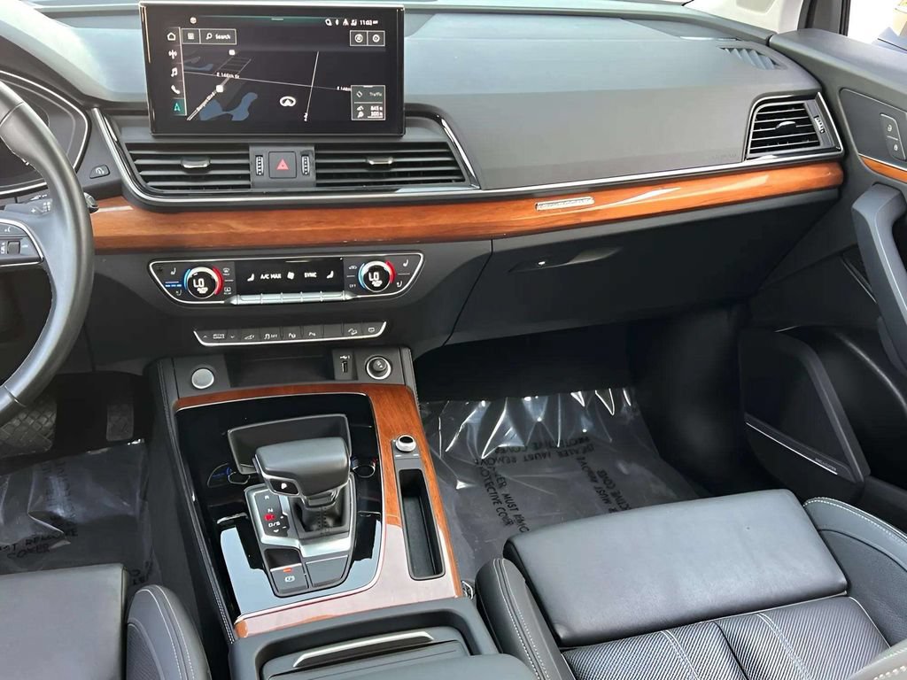 Used 2021 Audi Q5 e Prestige w/ Prestige Package AWD/4WD image 23