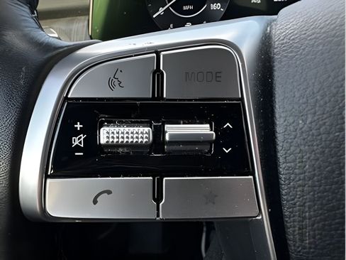 Used 2024 Kia Telluride SX w/ Towing Package image 21