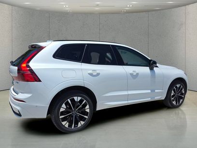 Used 2026 Volvo XC60 B5 Plus w/ Protection Package Premier