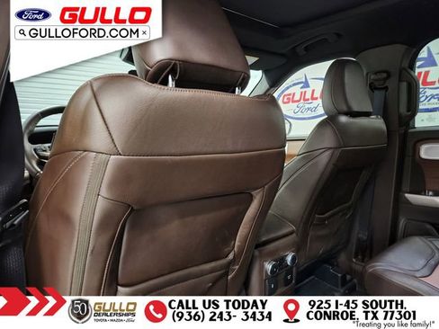 Used 2023 Ford Explorer King Ranch w/ Technology Package image 14