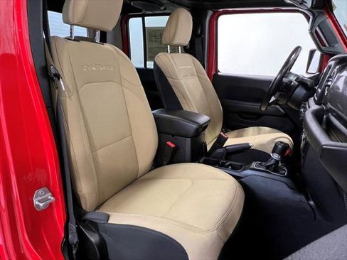 Certified 2021 Jeep Gladiator Overland w/ Cold Weather Group image 11