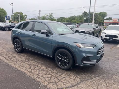 Used 2025 Honda HR-V Sport image 28