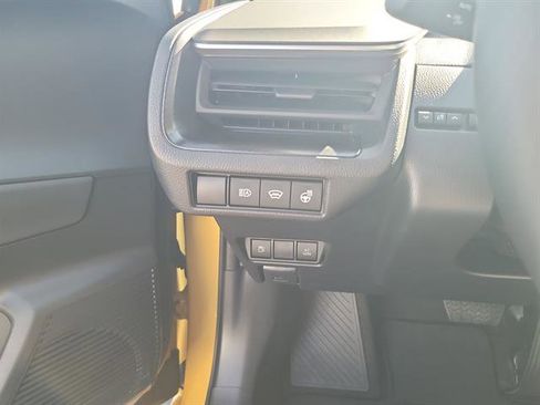 New 2026 Toyota Prius Plug-In Hybrid image 17