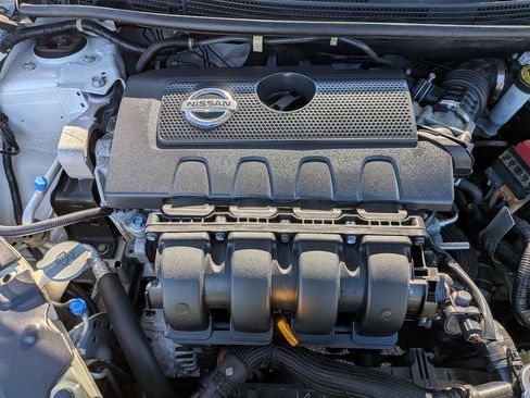 Used 2014 Nissan Sentra S image 29