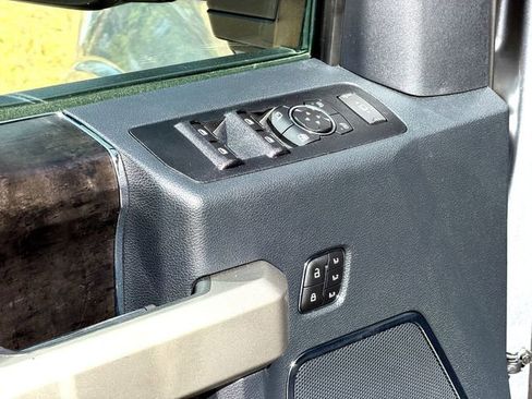 Certified 2022 Ford F250 Lariat w/ Tremor Off-Road Package image 9