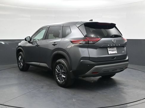 Used 2023 Nissan Rogue S AWD/4WD image 8