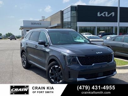 Certified 2025 Kia Sorento S w/ Panoramic Sunroof Package