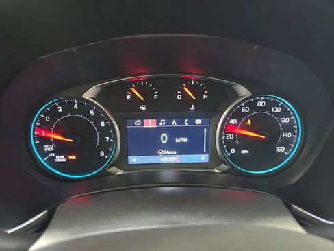 Used 2024 Chevrolet Equinox Premier AWD/4WD image 21