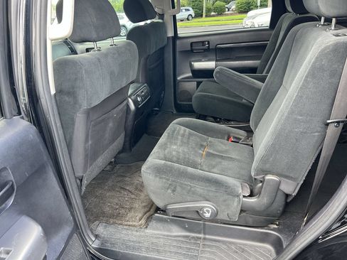 Used 2019 Toyota Sequoia TRD Sport AWD/4WD image 32