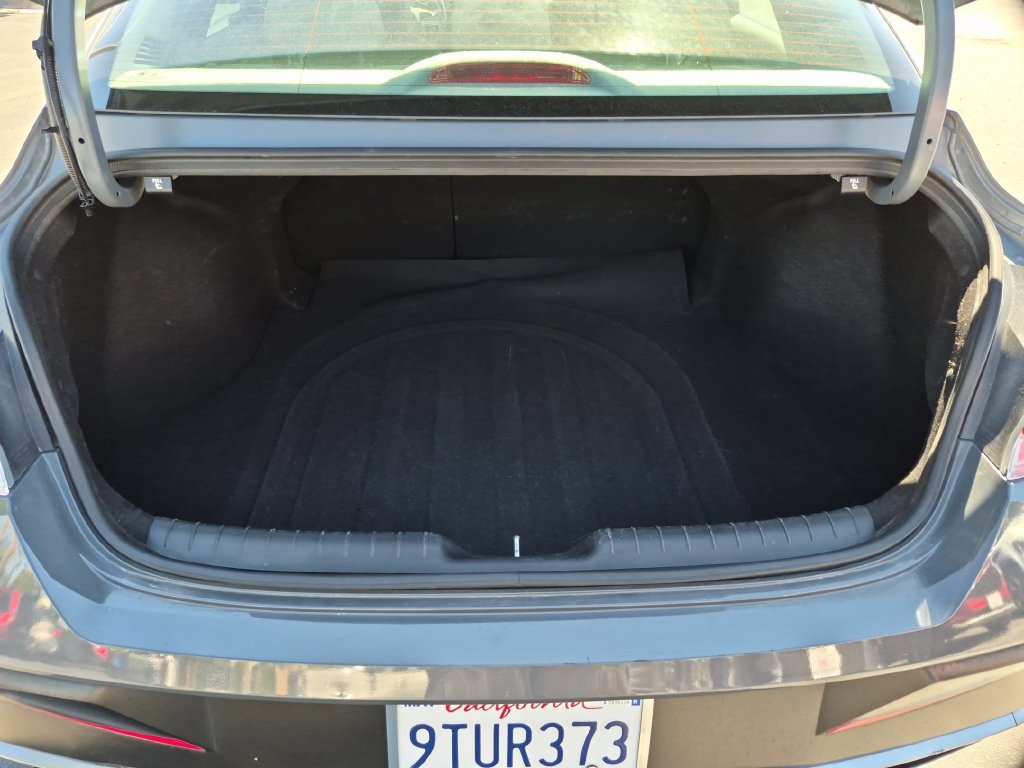 Used 2025 Hyundai Elantra SEL FWD image 29