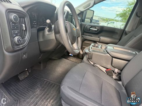 Used 2022 Chevrolet Silverado 2500 Custom AWD/4WD image 16