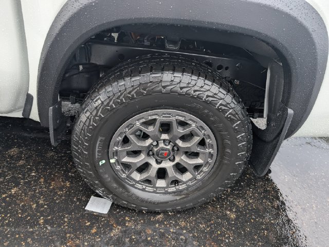 New 2026 Nissan Frontier PRO-4X w/ Pro-4x Convenience Package AWD/4WD image 25
