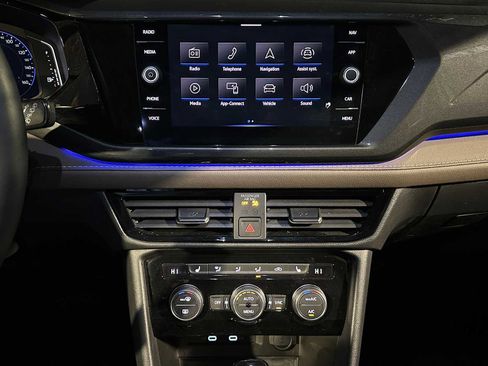 Used 2023 Volkswagen Taos SEL image 25