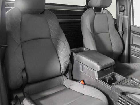 Used 2024 Toyota Tacoma SR RWD image 38
