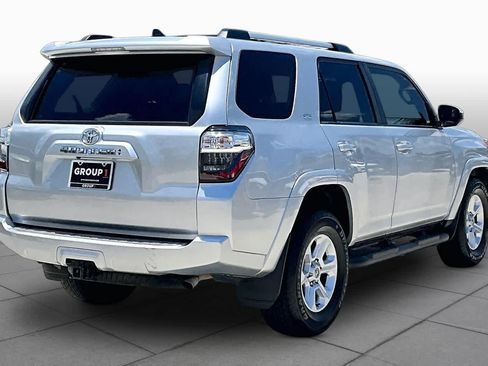 Used 2022 Toyota 4Runner SR5 RWD image 12