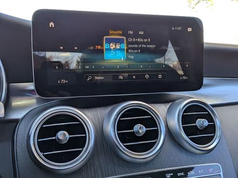 Used 2022 Mercedes-Benz GLC 300 4MATIC image 17