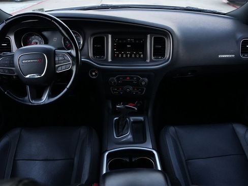 Used 2022 Dodge Charger SXT w/ Leather Interior Group image 7