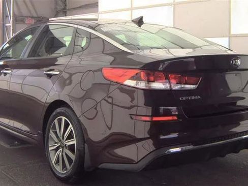 Used 2019 Kia Optima LX w/ LX 17" Wheel Package image 3