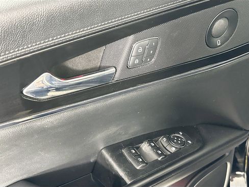 Used 2021 Lincoln Nautilus Reserve image 18