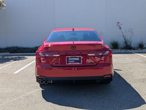 Used 2026 Toyota Camry SE w/ Convenience Package image 7