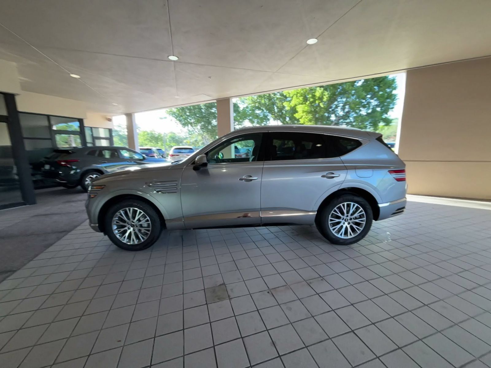 Used 2026 Genesis GV80 2.5T AWD/4WD image 8