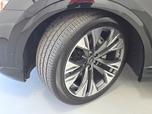 New 2026 Audi Q8 Premium Plus image 33