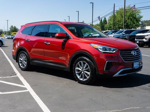 Used 2018 Hyundai Santa Fe SE AWD/4WD image 6