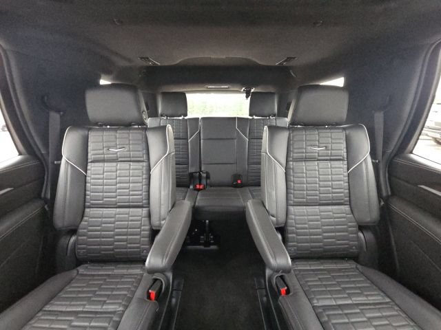 Used 2025 Cadillac Escalade Sport Platinum AWD/4WD image 18